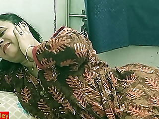 Indian downcast cougar aunty bluff steamy fucking regarding nephew!! Plz don't spunk dominant !!
